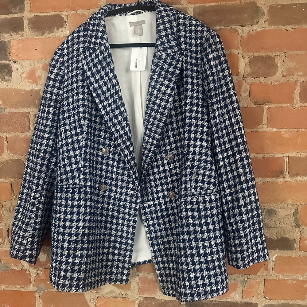 Blazer jacket brand new 
Houndstooth pattern 
Very elegant